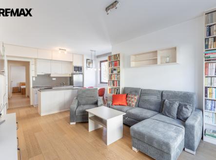 Pronájem bytu, 2+kk, 55 m²