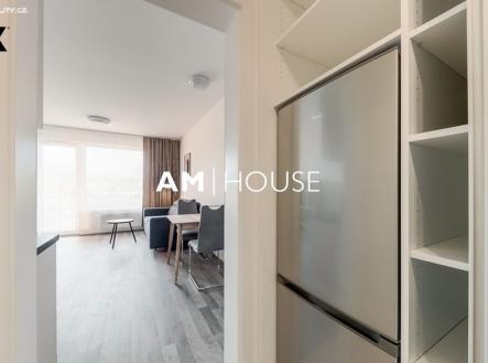 Pronájem bytu, 1+kk, 39 m²