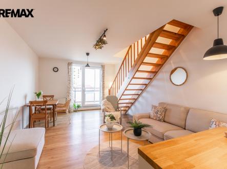 Pronájem bytu, 2+kk, 72 m²