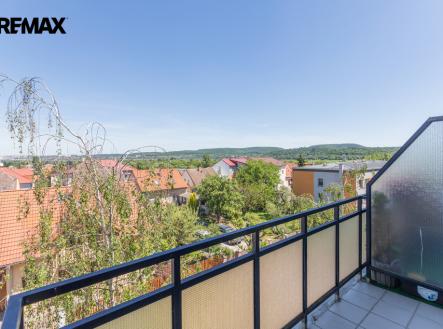 Pronájem bytu, 2+kk, 72 m²