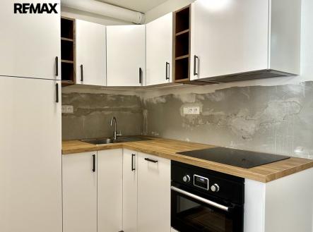 Pronájem bytu, 2+kk, 47 m²