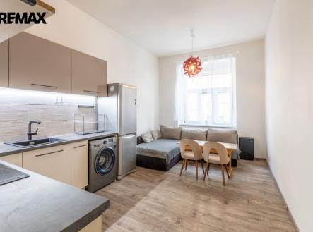 Pronájem bytu, 2+kk, 43 m²