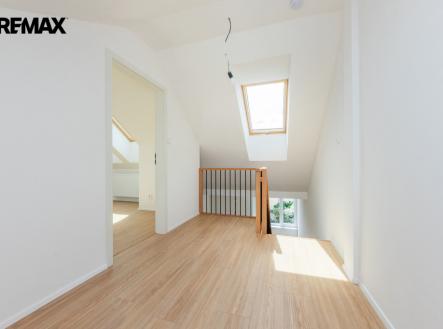 Prodej bytu, 3+kk, 71 m²