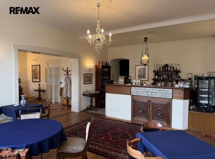Prodej restaurace, 377 m²