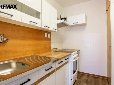 Pronájem bytu, 1+kk, 30 m²