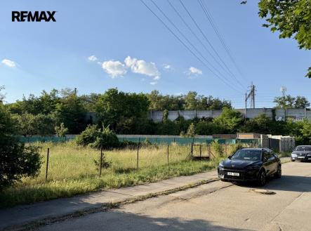 Prodej pozemku pro komerční výstavbu, 1 500 m²