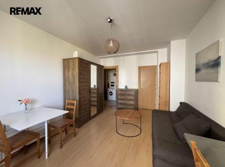Pronájem bytu, 2+1, 42 m²