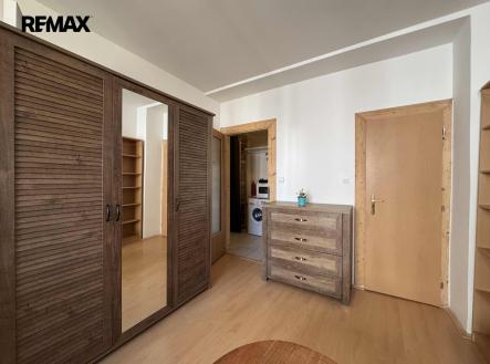 Pronájem bytu, 2+1, 42 m²
