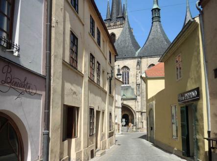 Jedinečný dům v historickém centru města, stará škola