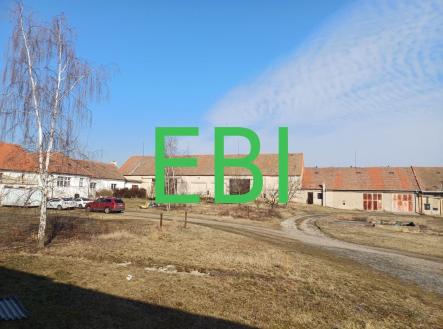 Pronájem skladovací prostor, 250 m²