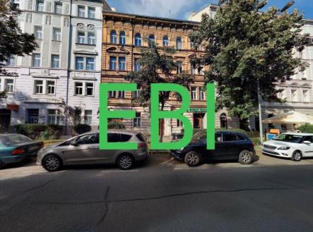 Prodej nájemního domu, 623 m²