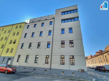 Pronájem bytu, 3+kk, 63 m²