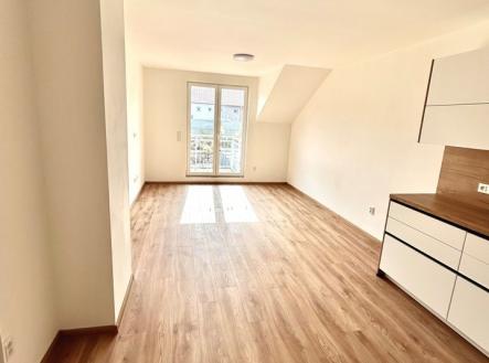 Pronájem bytu, 4+kk, 88 m²