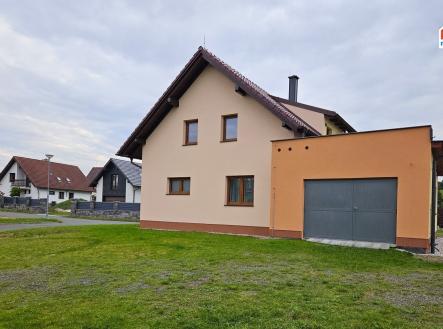 Prodej - dům/vila, 184 m²