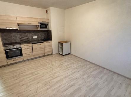 Pronájem bytu, 1+kk, 30 m²