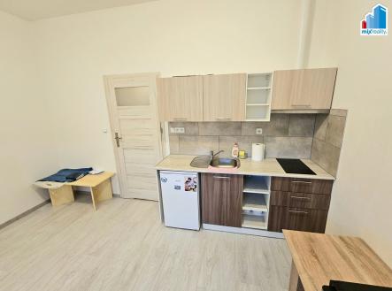 Pronájem bytu, 2+kk, 44 m²