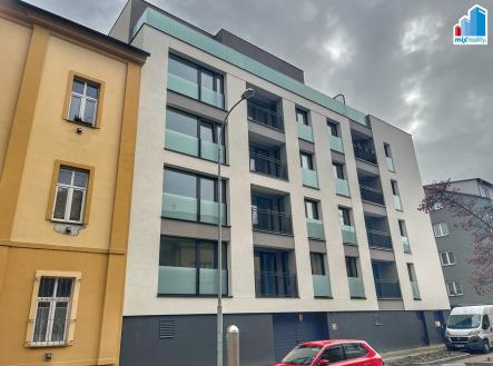 Pronájem bytu, 2+kk, 57 m²