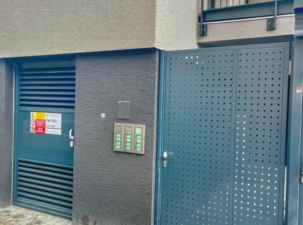 Pronájem bytu, 2+kk, 57 m²