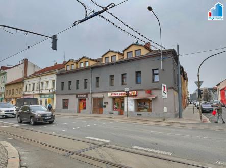 Pronájem obchodní prostor, 110 m²