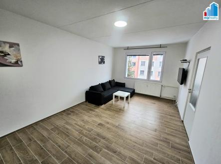 Pronájem bytu, 1+1, 40 m²