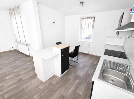 Pronájem bytu, 2+kk, 88 m²