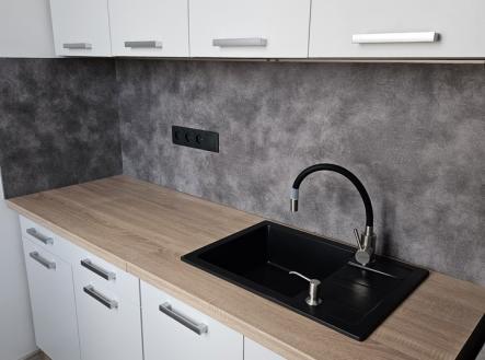 Pronájem bytu, 2+kk, 46 m²