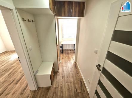 Pronájem bytu, 1+1, 32 m²