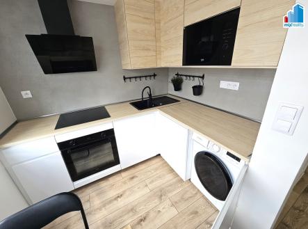 Pronájem bytu, 1+1, 32 m²