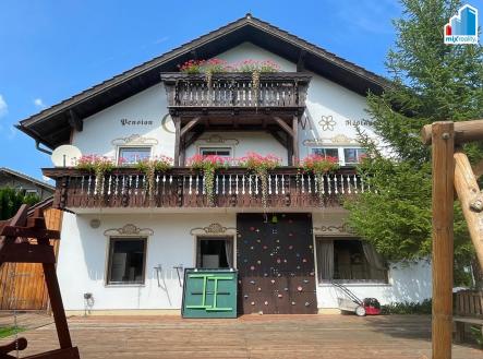 Prodej hotel, 1 746 m²