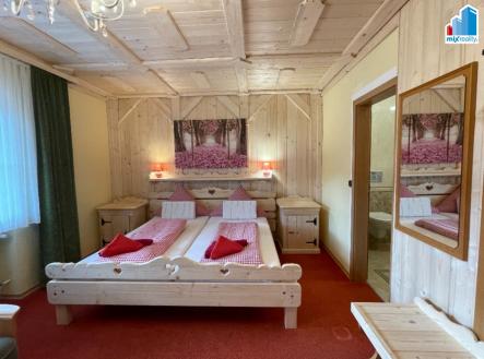 Prodej hotel, 1 746 m²