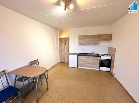 Pronájem bytu, 1+kk, 28 m²