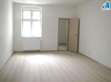 Pronájem bytu, 1+1, 56 m²