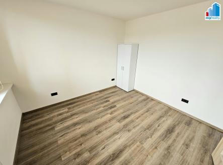 Pronájem bytu, 2+1, 58 m²