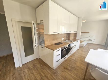 Pronájem bytu, 1+kk, 57 m²