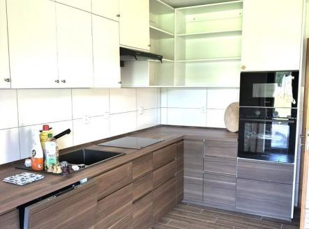 Pronájem bytu, 3+1, 162 m²