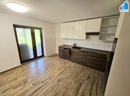 Pronájem bytu, 3+1, 162 m²