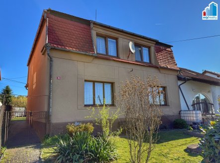 Prodej - Rodinný dům 2+1 a 3+1, pozemek 518 m², Blatnice (Plzeň-sever)