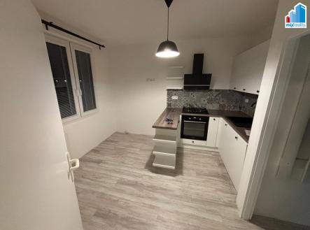 Pronájem bytu, 1+1, 40 m²