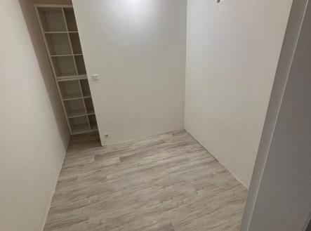 Pronájem bytu, 1+1, 40 m²