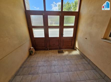 Pronájem bytu, 1+kk, 32 m²