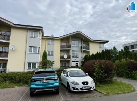 Pronájem bytu, 3+kk, 77 m²