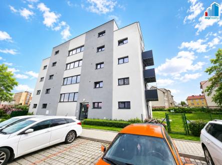 Pronájem bytu, 2+kk, 70 m²