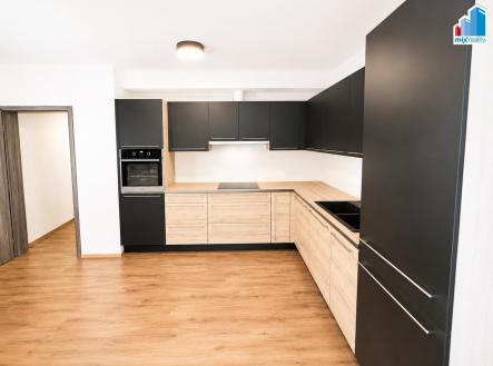 Pronájem bytu, 2+kk, 70 m²