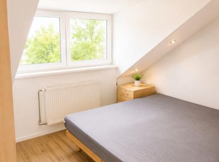 Pronájem bytu, 2+kk, 90 m²