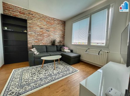 Pronájem bytu, 1+1, 39 m²