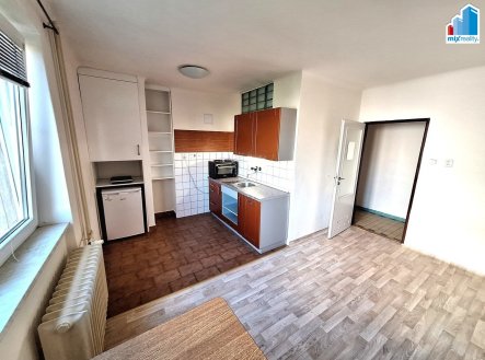 Pronájem bytu, 1+kk, 31 m²