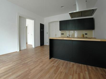 Pronájem bytu, 3+kk, 100 m²