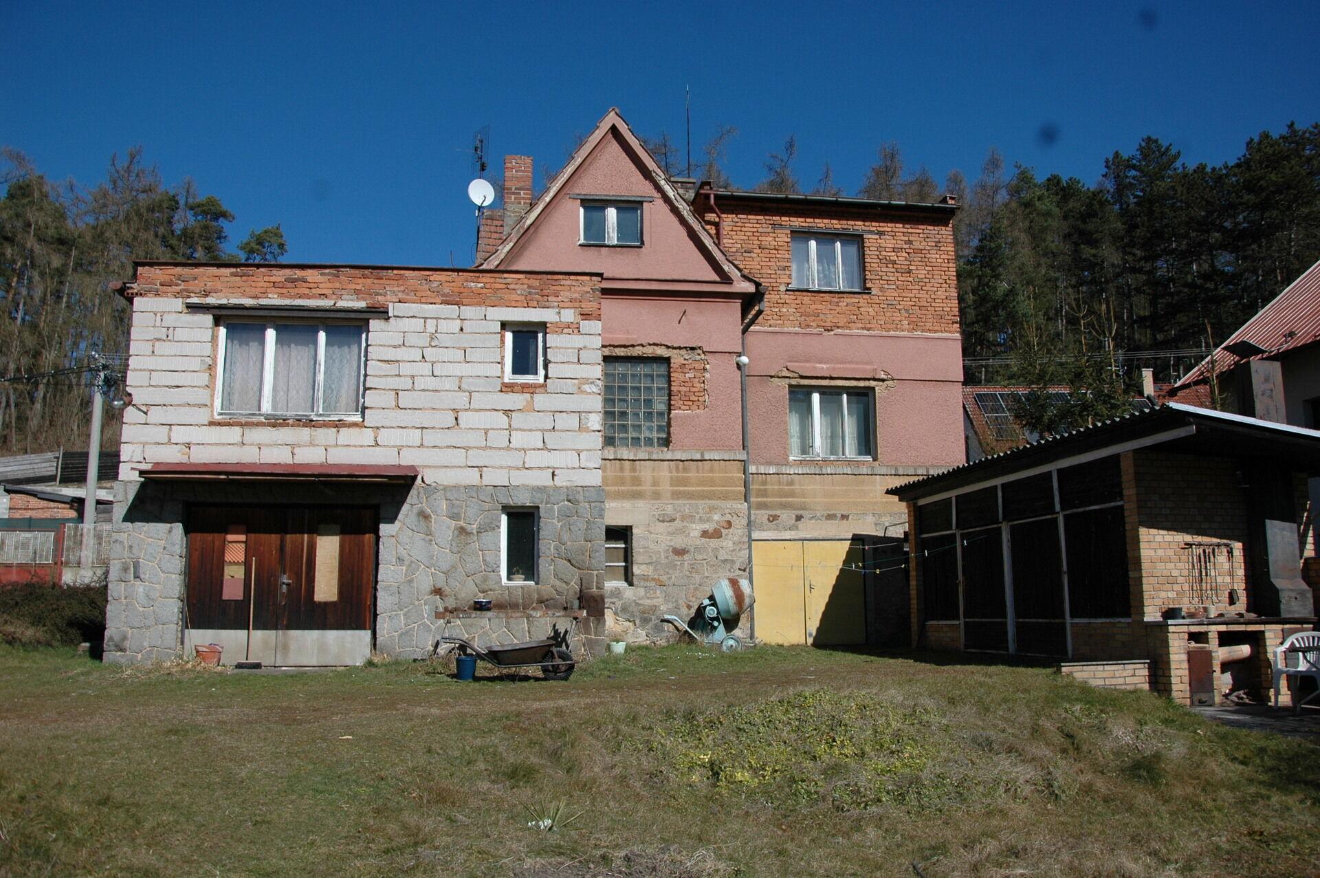 Rodinný dům na krásném pozemku v klidné lokalitě Záluží, Třemošná
