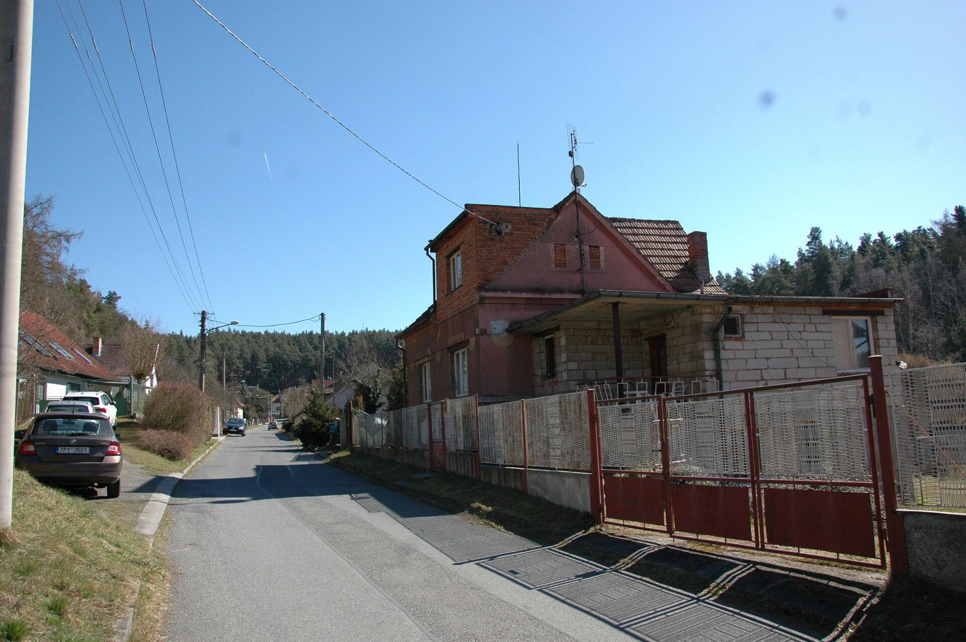 Rodinný dům na krásném pozemku v klidné lokalitě Záluží, Třemošná