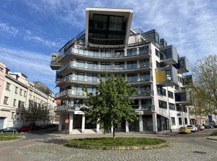 Pronájem - obchodní prostor, 45 m²